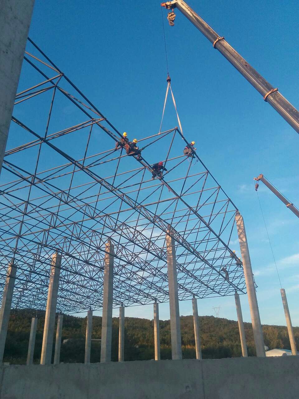 西宁汪清物流园网架